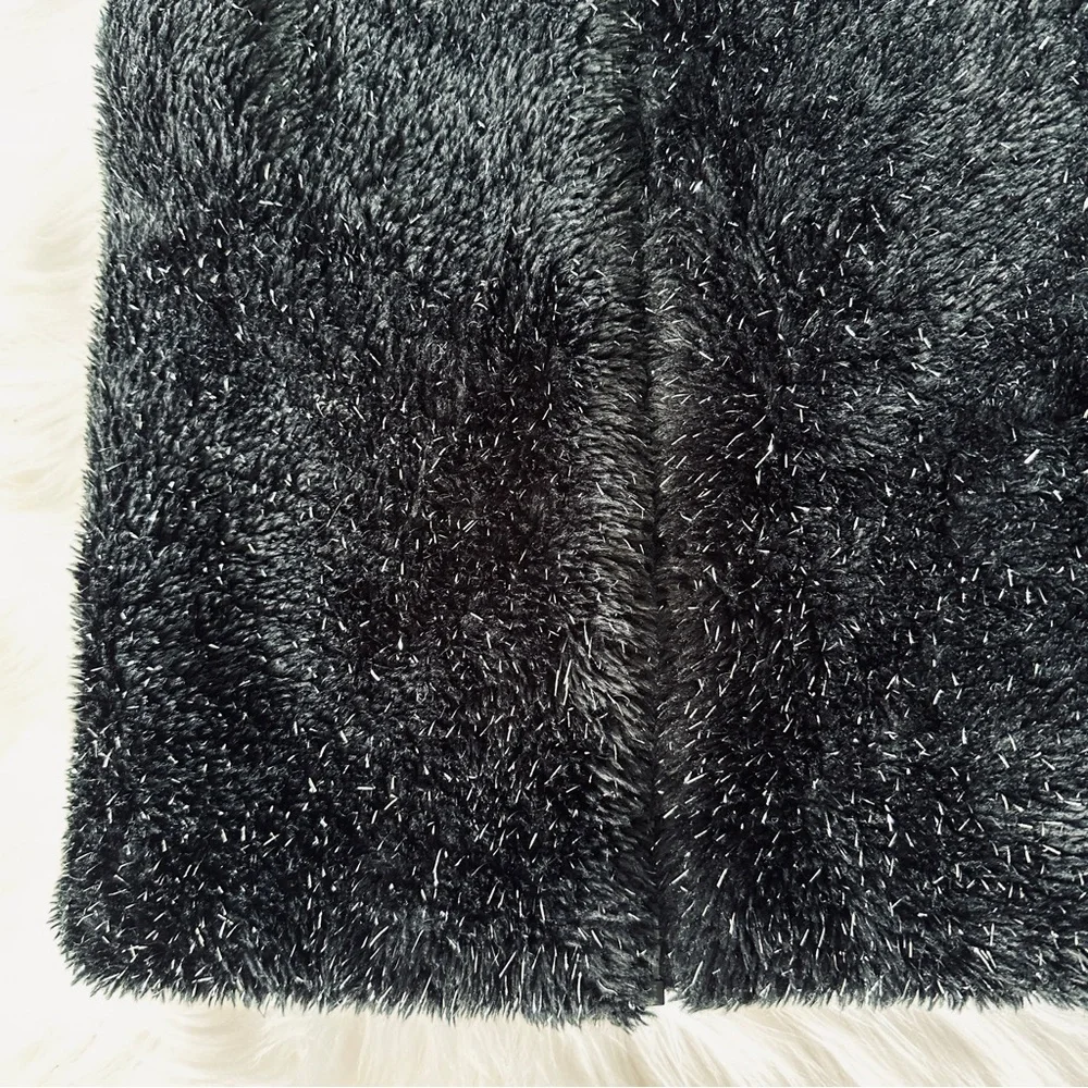 5x$25 Faded Glory Fuzzy Sparkly Vest, 7-8